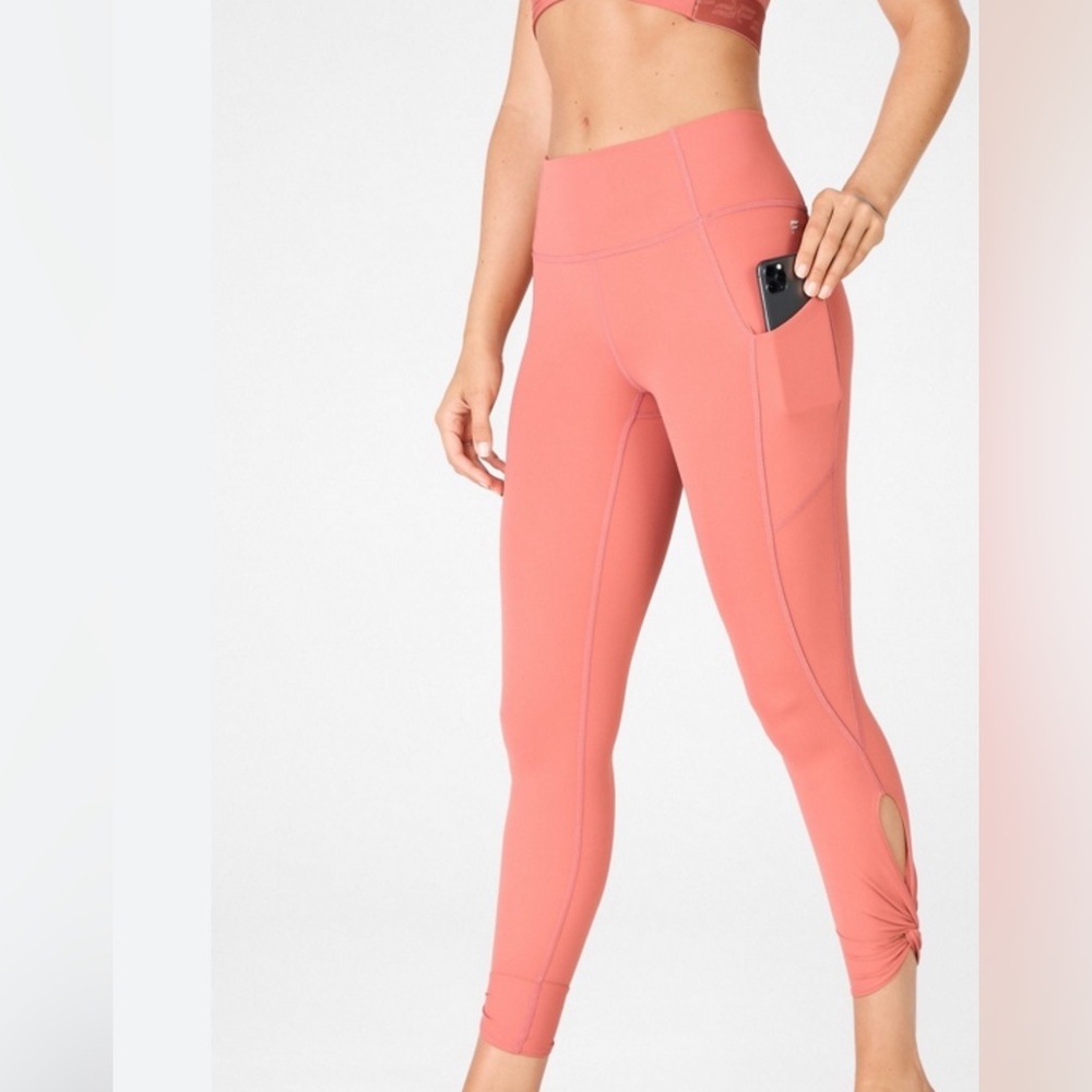 PureLuxe Fabletics Dusty Pink Cedar 7/8 leggings High Rise twist Size S